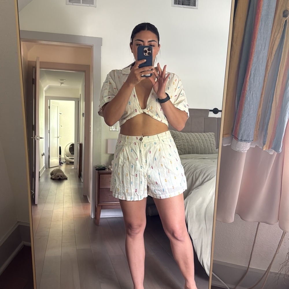 2 Piece Matching Set: Cropped Shirt & High-Waisted Shorts (Size M Top/30 Bottom)